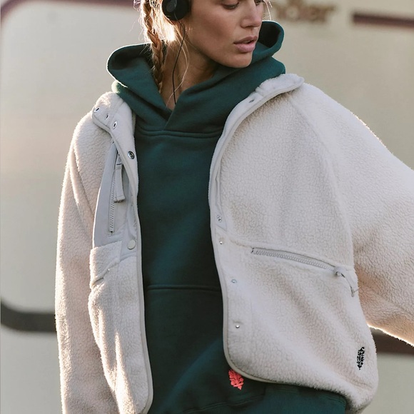 Free People Movement Hit the Slope L NWT - Picture 1 of 5